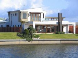 布里斯班别墅PACIFIC HARBOUR太平洋湾别墅