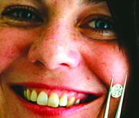 澳洲买钻石笑逐颜开