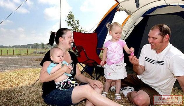 澳家庭露营蹲点 抢购新区房屋(图)