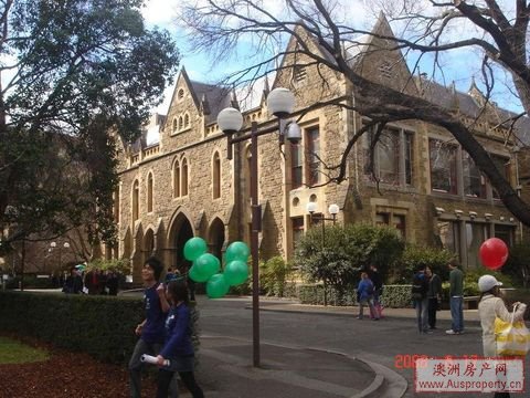 墨尔本大学