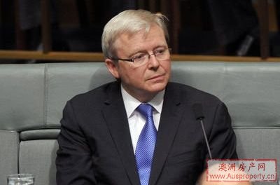 陆克文在周四国会内落寞地坐在后排