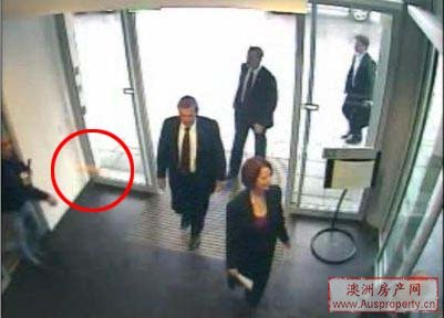 袭击吉拉德的鸡蛋