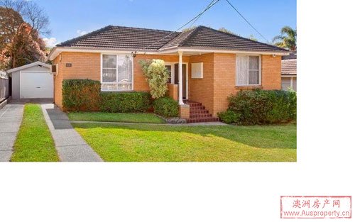 在North Ryde，Barr Street这幢3房独立屋叫价81万元。