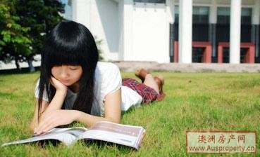 澳大利亚用奖学金吸引中国留学生