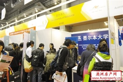 澳洲留学签证新政被寄予了提振教育市场的厚望，但政策的多变也给一些人带来了顾虑和隐忧。