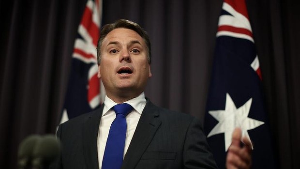 澳洲政府部长称 需要修改加班工资 _澳洲房产