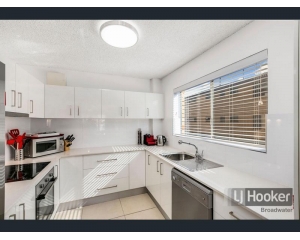 黄金海岸Marine Parade,Labrador Qld 4215公寓