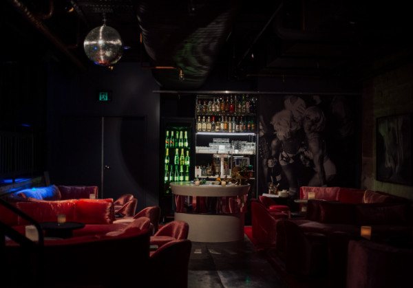 70bc216ff84340751baabc6446af25a0.jpg,0