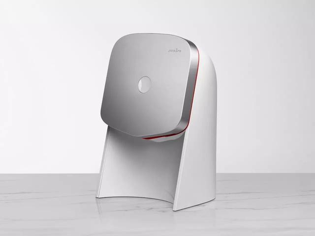 他靠一台榨汁机诈骗8个亿，谷歌、科比都中招，网友也被惹毛