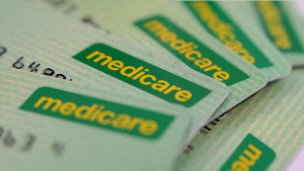 澳洲小绿卡一卡通世界 可享11国医疗待遇 堪称全世界最好用医疗卡！