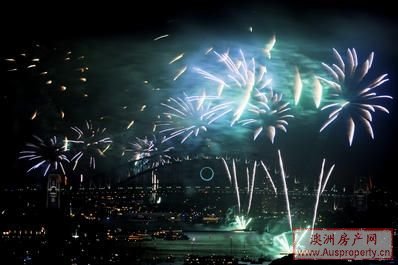2010年新年夜烟花现场（澳联社）