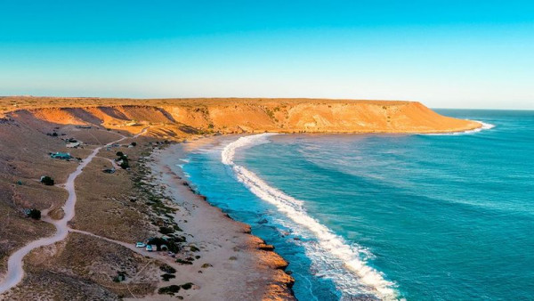 新闻动态 澳大利亚当地新闻4.cossies beach, coco keeling岛 5.