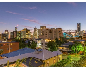 布里斯班精品公寓12/40 Gilbey Lane