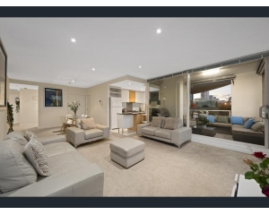 墨尔本精品公寓402/82 Queens Road