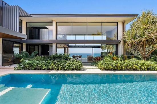 新州夫妇$150万买地盖豪宅，现挂牌$1650万出售