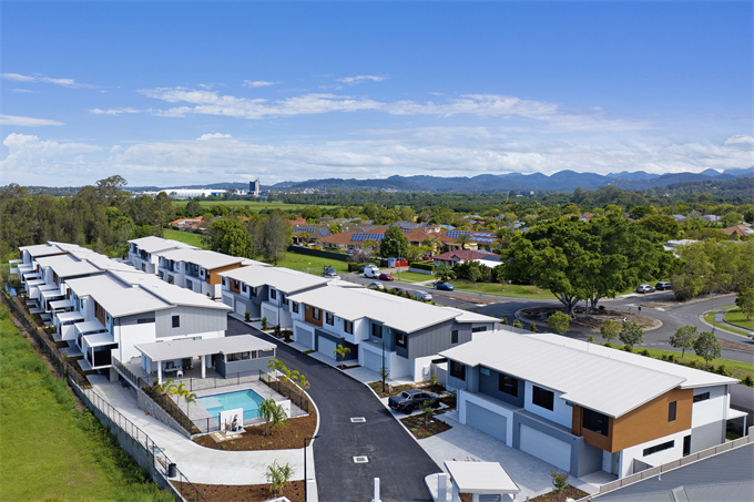  黄金海岸精品封闭式联排别墅19 Sunrise Court 